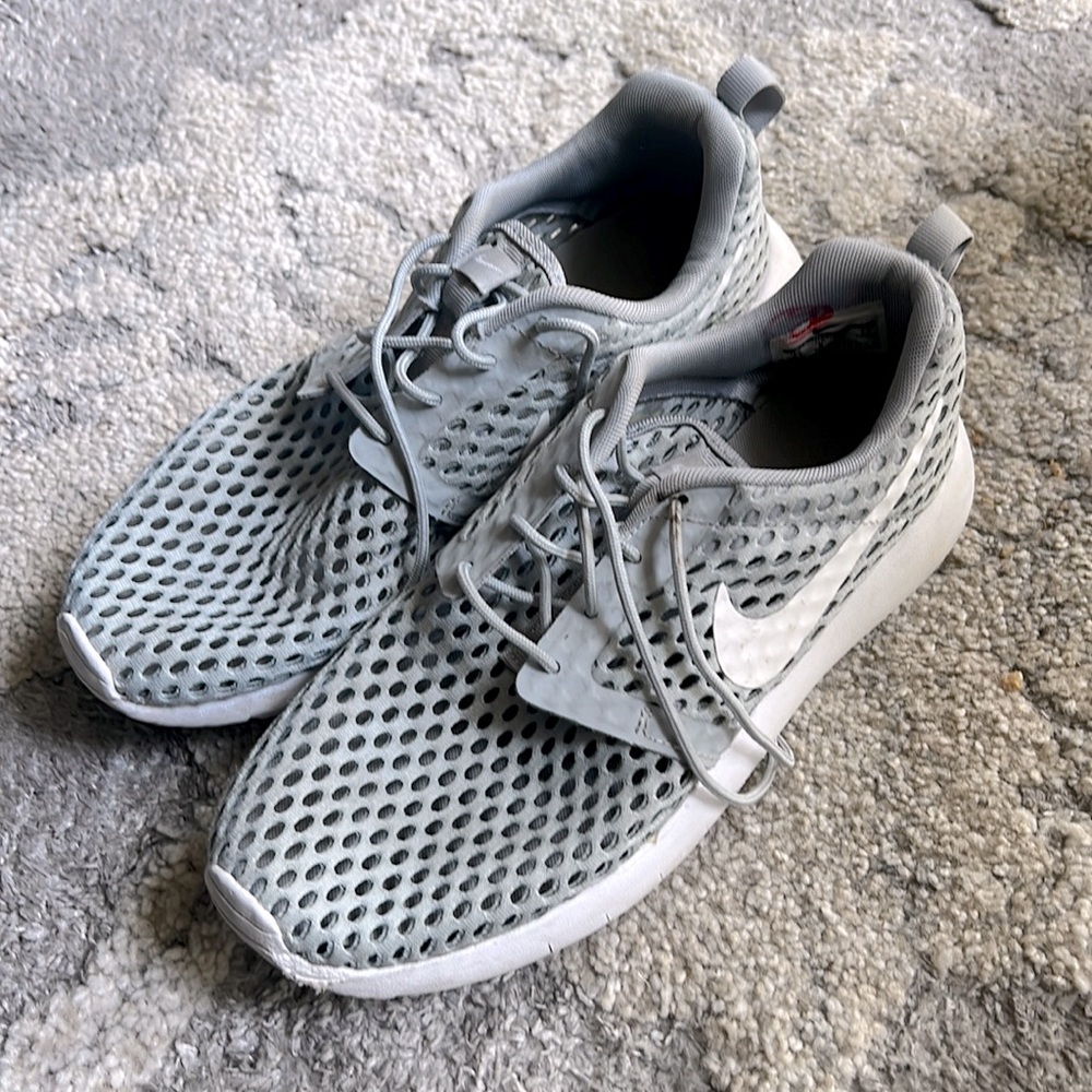 Women’s Nike Grey See Through Tennis